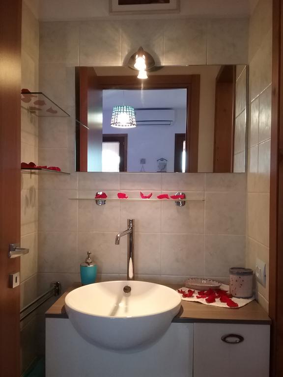 Villa Eden Home Holiday Santa Margherita di Pula Luaran gambar