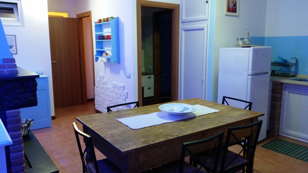 Villa Eden Home Holiday Santa Margherita di Pula Luaran gambar