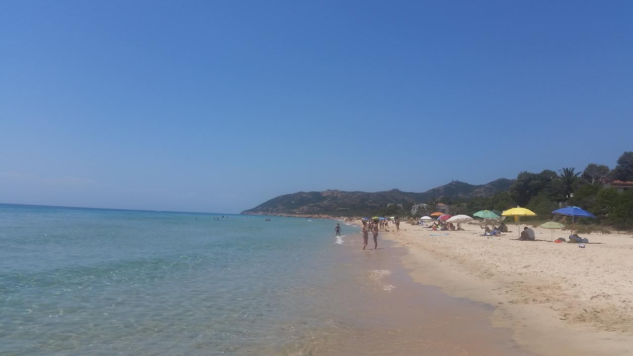 Villa Eden Home Holiday Santa Margherita di Pula Luaran gambar